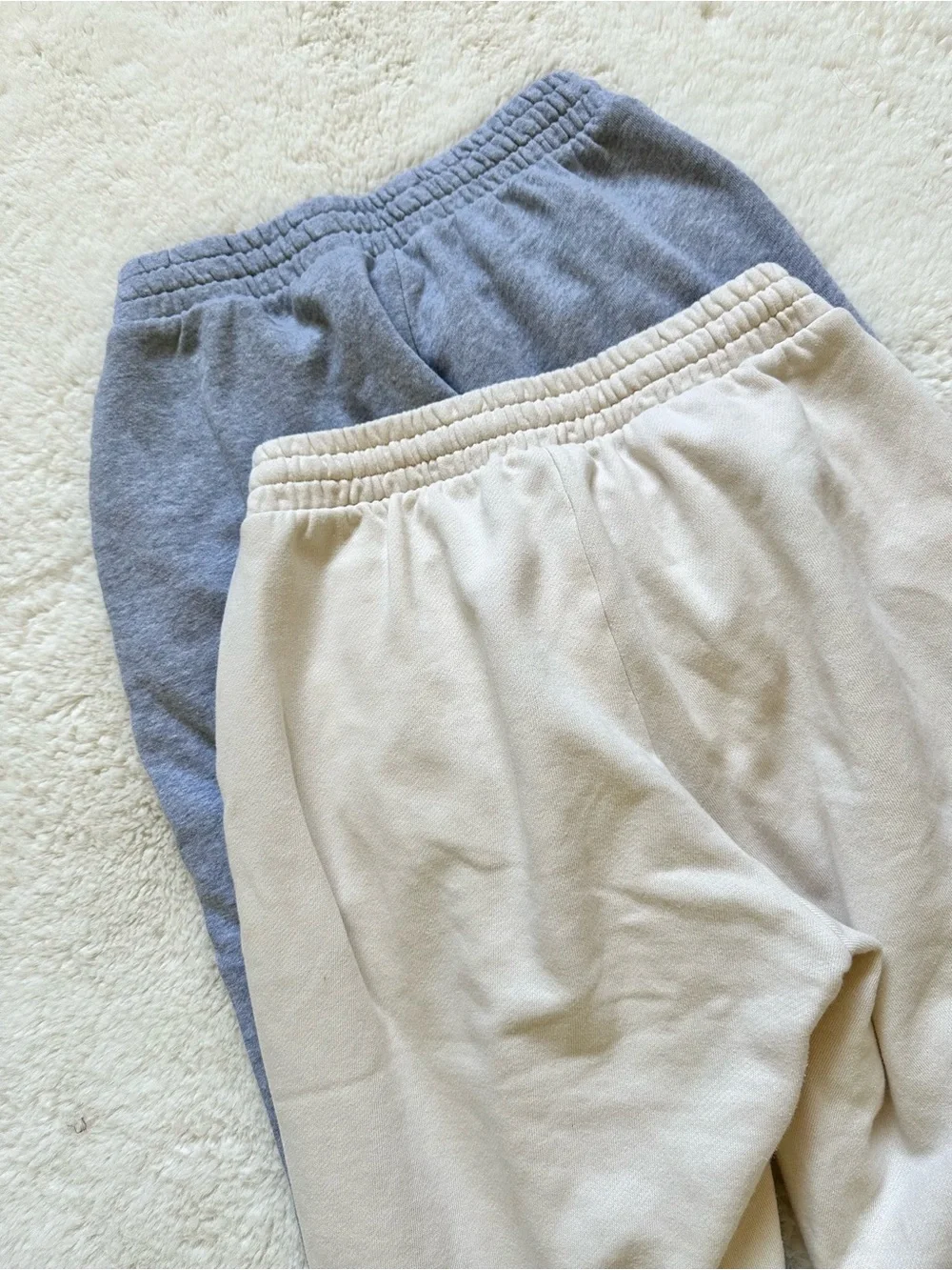 Old Navy Women’s 2Pack Highwaisted SoComfy Wide Leg Swearpants - Gray & Cream XS - Picture 8 of 15